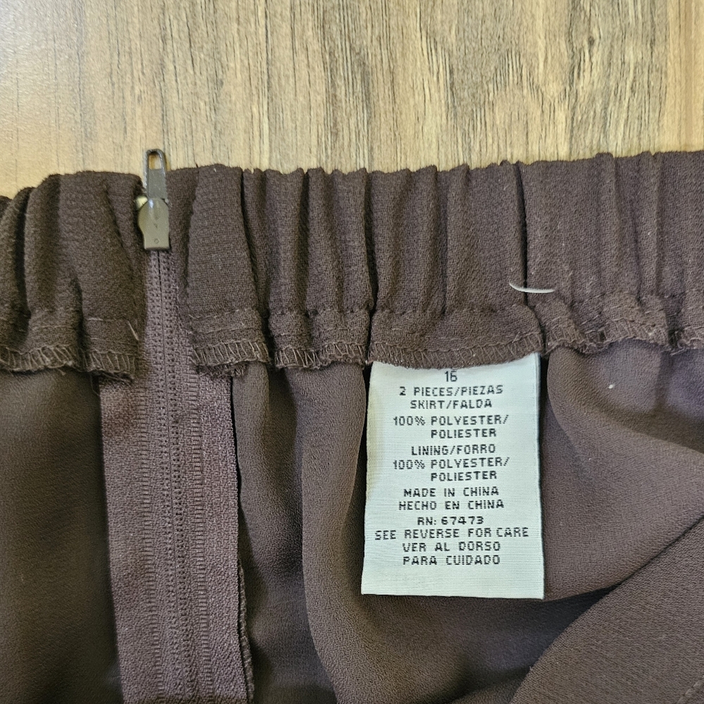 Danny & Nicole two-piece set blouse and skirt - Picture 11 of 16